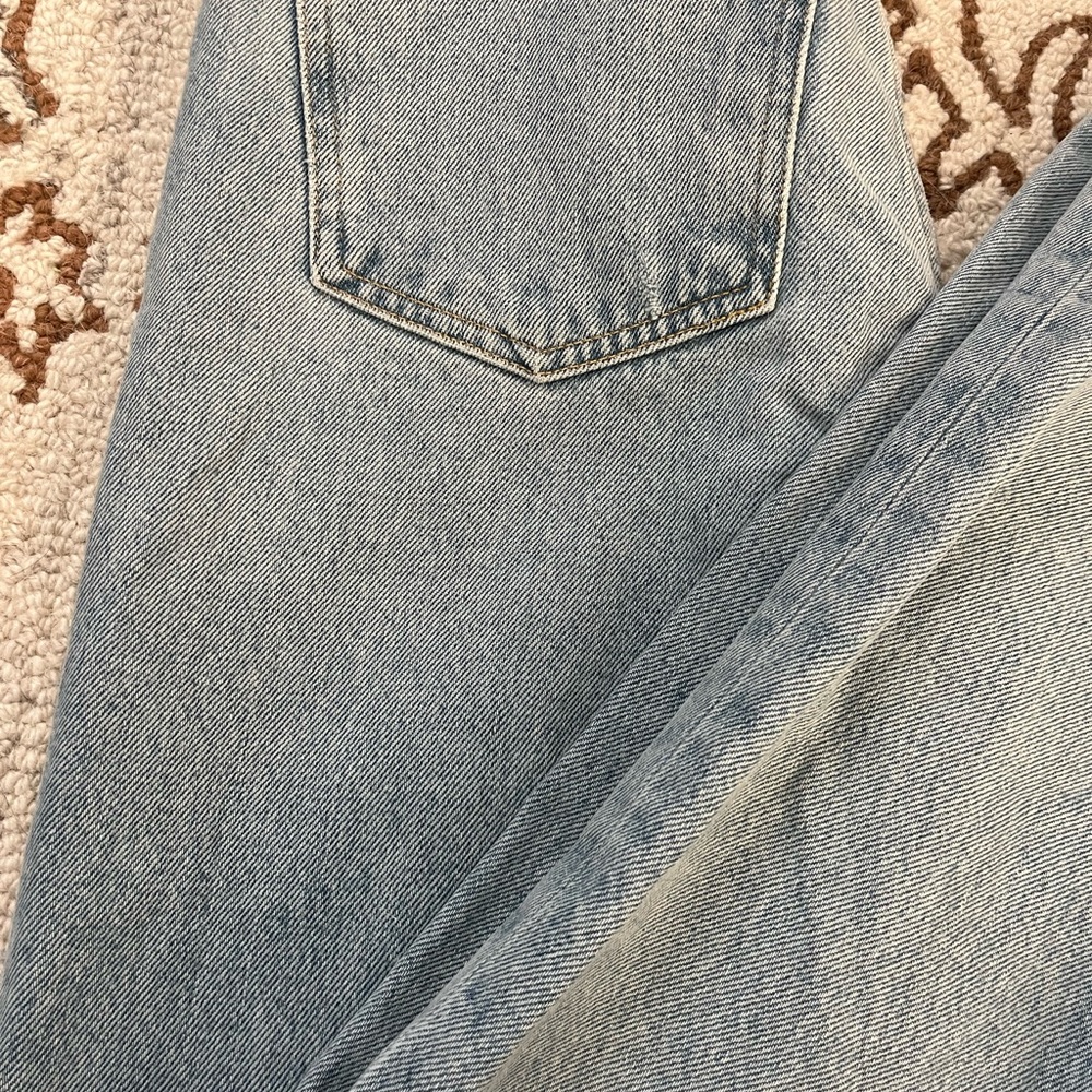 Agolde Light to Medium Wash 90s High Rise Straight Leg Jeans - Picture 7 of 8